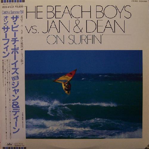 THE BEACH BOYS :: THE BEACH BOYS vs. JAN & DEAN ON SURFIN (BLUE VINYL)